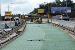 July 2020 - Paving operations continue on the center area of the expressway.