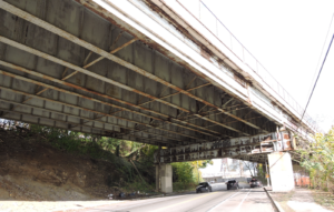 Photo of viaduct passing over Roberts Avenue.