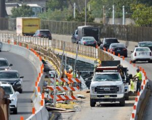 Median construction on the viaduct